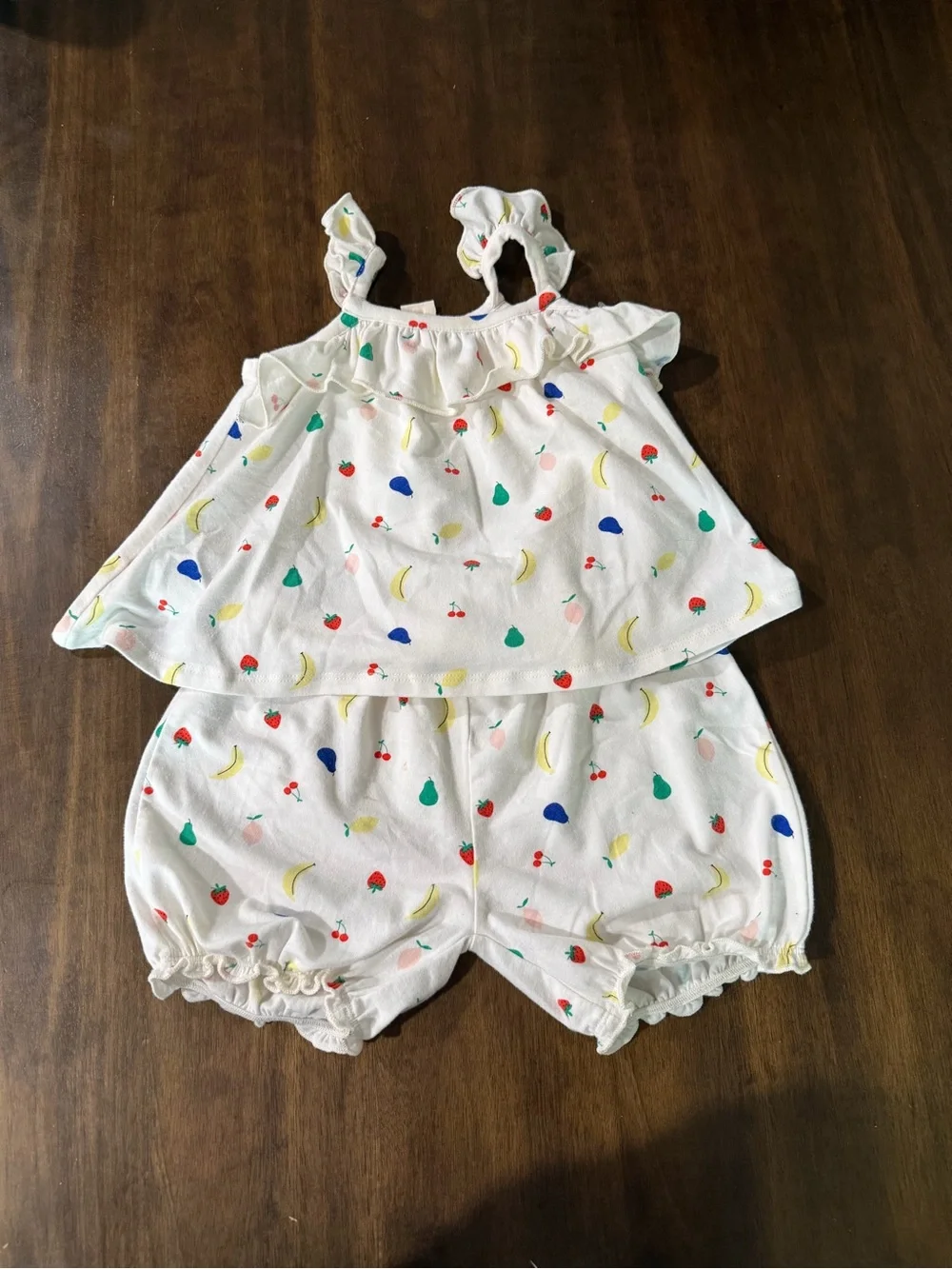 Tucker + Tate White Fruit-Print Two-Piece Shorts Set
